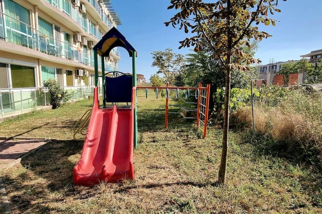 Уютен Апартамент Близо До Морето Igroeg Burgas Bagian luar foto